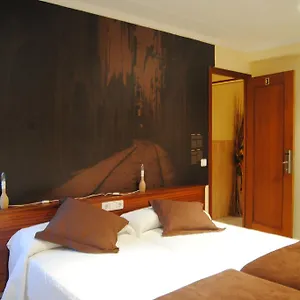 2* Guest house Guilleumes Montserrat